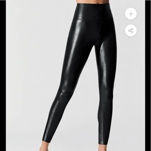 CARBON 38 High Rise 7/8 Legging in Takara Shine XS